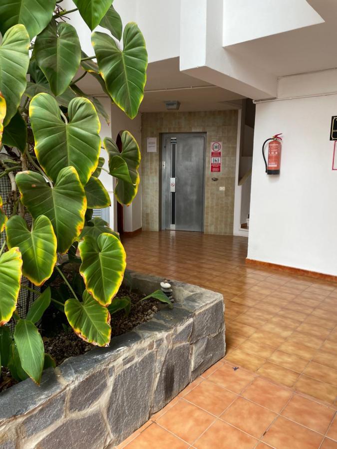 1 Bedroom Apartment With Stunning Sea View Arona  Zewnętrze zdjęcie